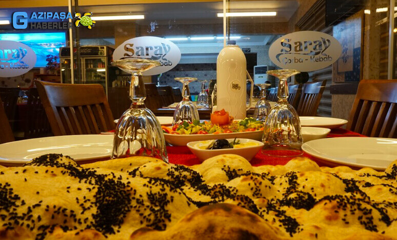 Saray Restaurant'da Hangi Yemekler Yenir?