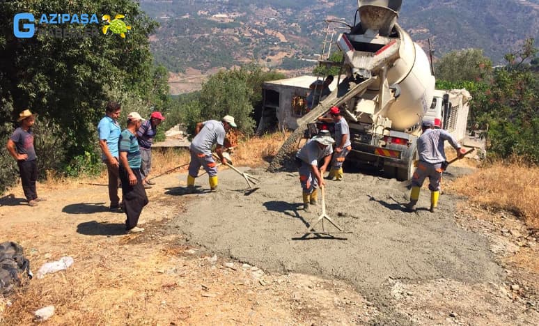 Mahalle Yollarındaki Beton Çalışmaları Ne Zaman Bitecek?