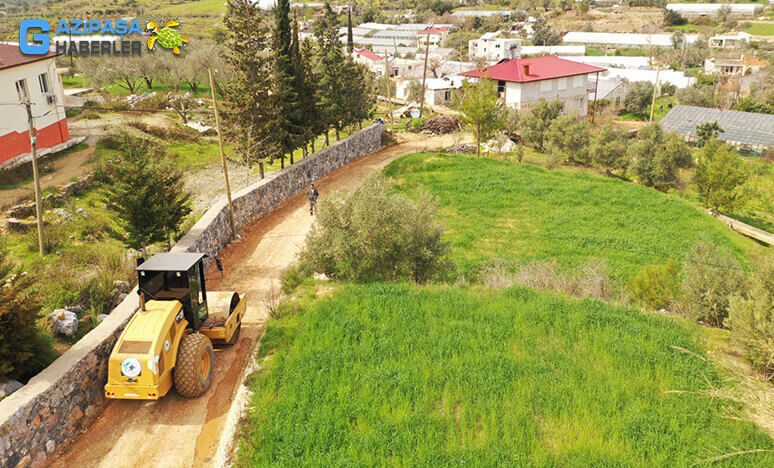 Okul Yolu Betonlandı...