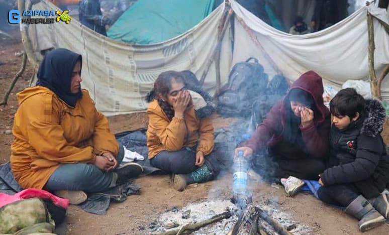 Afgan, Suriyeli Mülteciye Tekme, Ukraynalı Mülteciye Maaş!