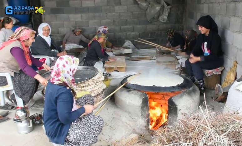 Antalya Gazipaşa'da Yufka Ekmek Nasıl Yapılır?