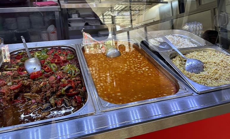 Gazipaşa Yılmaz Restoran: Yerel Gazipaşa Lezzetleri