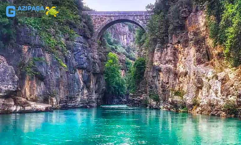 Köprülü Kanyon Zirvesinde Zeybek Oynadı...