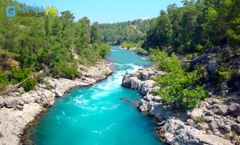 Köprülü Kanyon Zirvesinde Zeybek Oynadı...